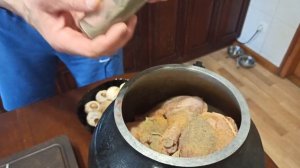 Курица в собственном соку в афганском казане