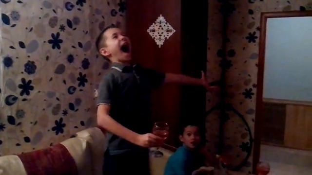 Гимн России - настоящий оперный голос !!!!! смотреть онлайн