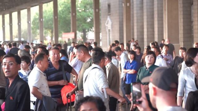 INSIDE NORTH KOREA (Surreal experience) смотреть онлайн