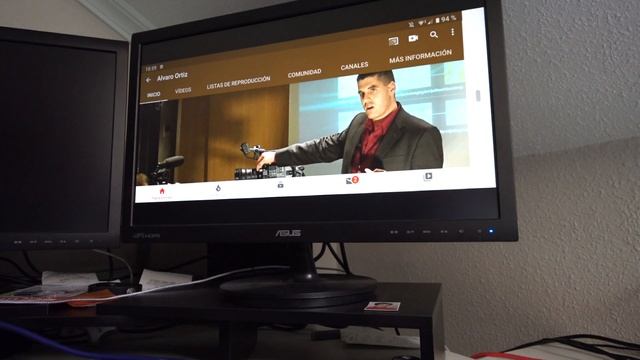 Sony Xperia One with HDMI monitor, keyboard and mouse смотреть онлайн