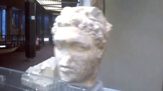 Una giornata al museo Paolo Orsi смотреть онлайн