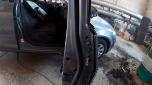 VW Golf Plus. Замена замка двери