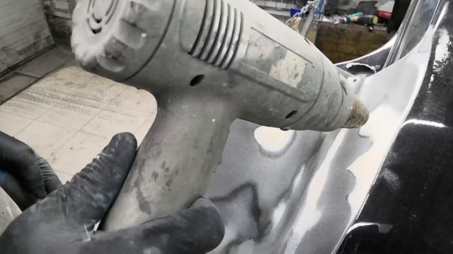 Переделка бамперов, шлифовка до пластика, лак Glasurit 923-610