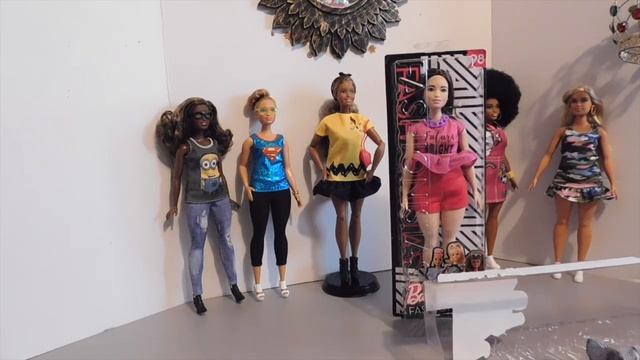 Barbie Fashionistas Review of 94, 96 and 98. смотреть онлайн