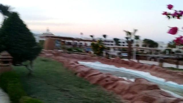 Шарм Эль шейх.Отель Regency Plaza Aqua Park. Людей практически нет, отдыхай с удовольствием. смотреть онлайн