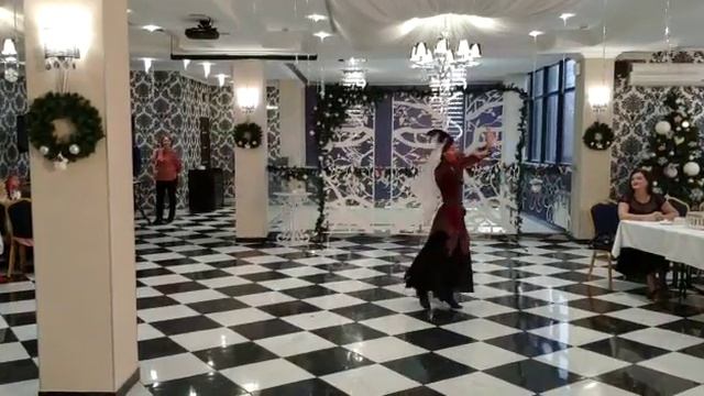Эвелина Оганесян. Персидский танец смотреть онлайн