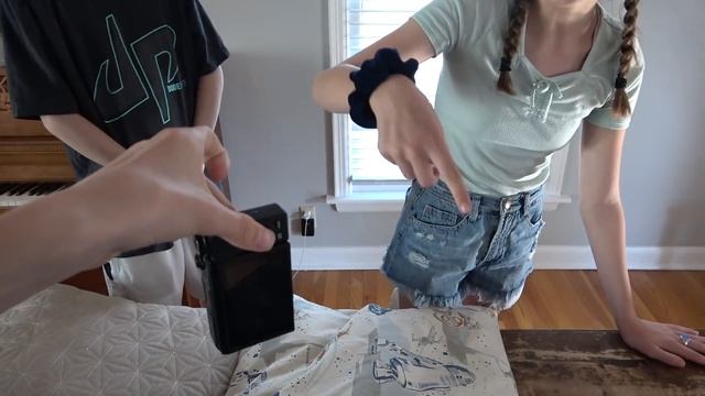 If You Catch The MACBOOK PRO You Keep It | Colin Amazing смотреть онлайн