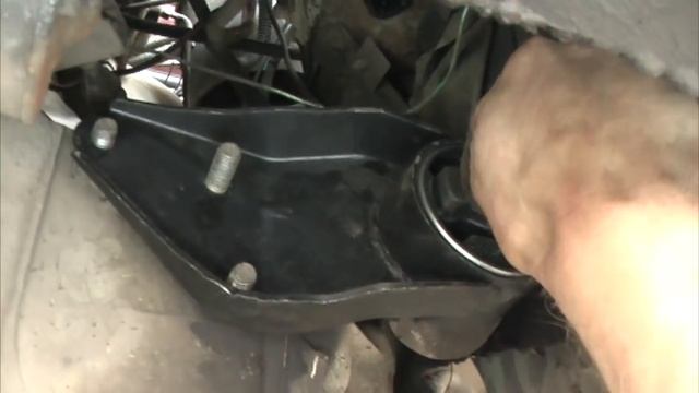 Замена боковой подушки двигателя 2108 2109 21099 2115 смотреть онлайн