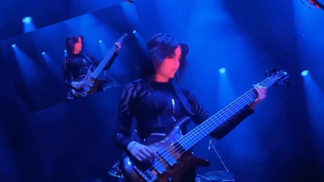 THE WARNING-Enter Sandman смотреть онлайн