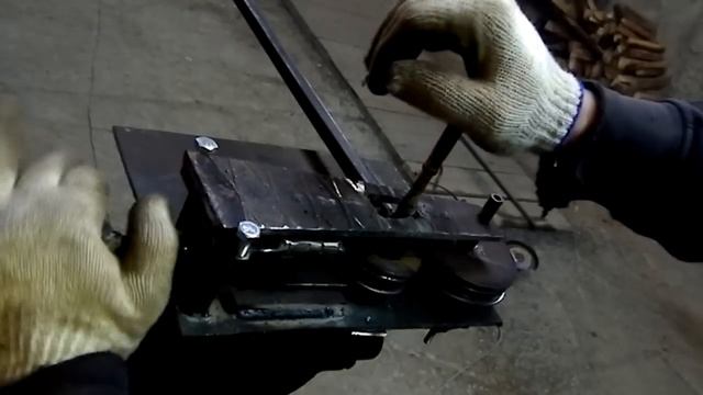 Трубогиб и Прокатный станок, 2 в одном!Своими руками! смотреть онлайн