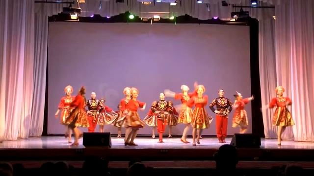 Образцовый художественный коллектив ансамбль народного танца "Канские зори" - "Хохлома" смотреть онлайн