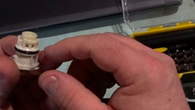 ПОСЛЕ ЭТОГО МОЙКА БУДЕТ РАСПЫЛЯТЬ НАМНОГО ЛУЧШЕ смотреть онлайн