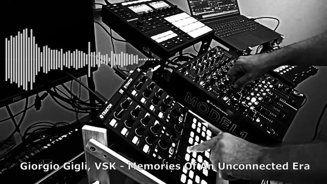 Live Midnight Mix #1 (#Techno) recorded on Model 1 by #PLAYdifferently смотреть онлайн
