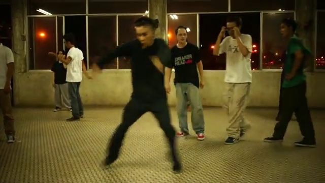 Hip hop dance jam & freestyle in Ho Shi Minh (Vietnam Hip Hop) смотреть онлайн