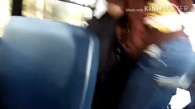 High School Bus Fight смотреть онлайн