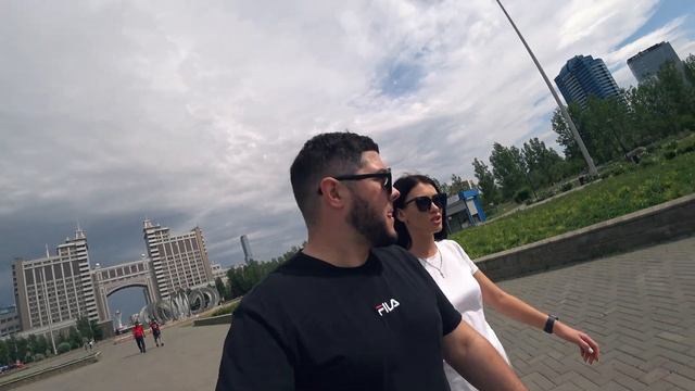Астана. Квартира в столице. Байтерек Хан Шатыр. смотреть онлайн