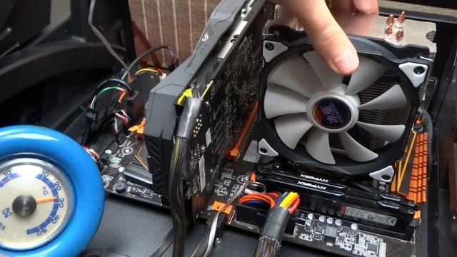 SNOWMAN M-T4 VS SNOWMAN M-T6 смотреть онлайн