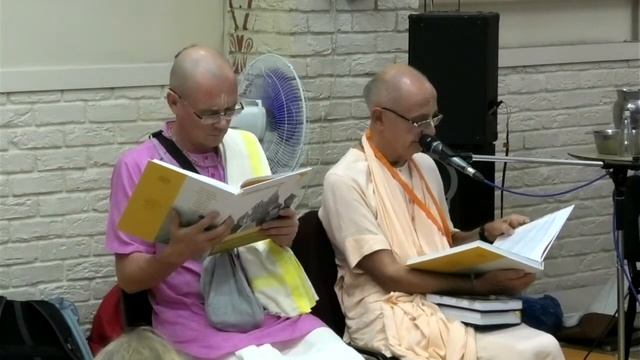 2021.08.31 - Подношение Шриле Прабхупаде. Бхакти Вигьяна Госвами смотреть онлайн