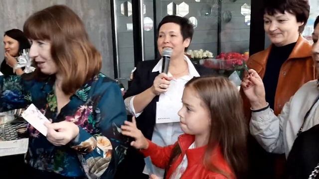 РОЗЫГРЫШ ЛОТЕРЕИ НА ОТКРЫТИИ НОВОГО САЛОНА ЦВЕТОВ "ФЛОРИНА" | КОТЛАС смотреть онлайн