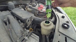 Зелёнка залитая в ГУР Renault Sandero Stapway 2013 года - ДЕНЬГИ НА ВЕТЕР