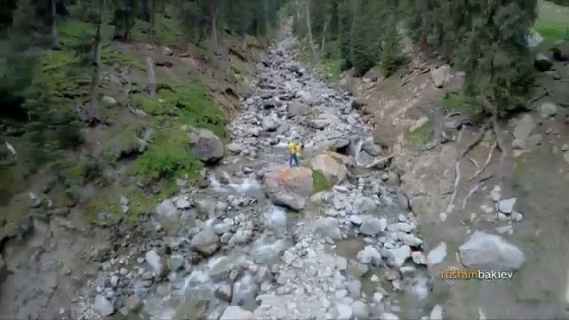 Кыргызстан - почти горная страна, большая тема смотреть онлайн