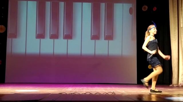 Кудрявцева Мария, Образцовая вокальная студия "Ассоль" - "Старый рояль" смотреть онлайн