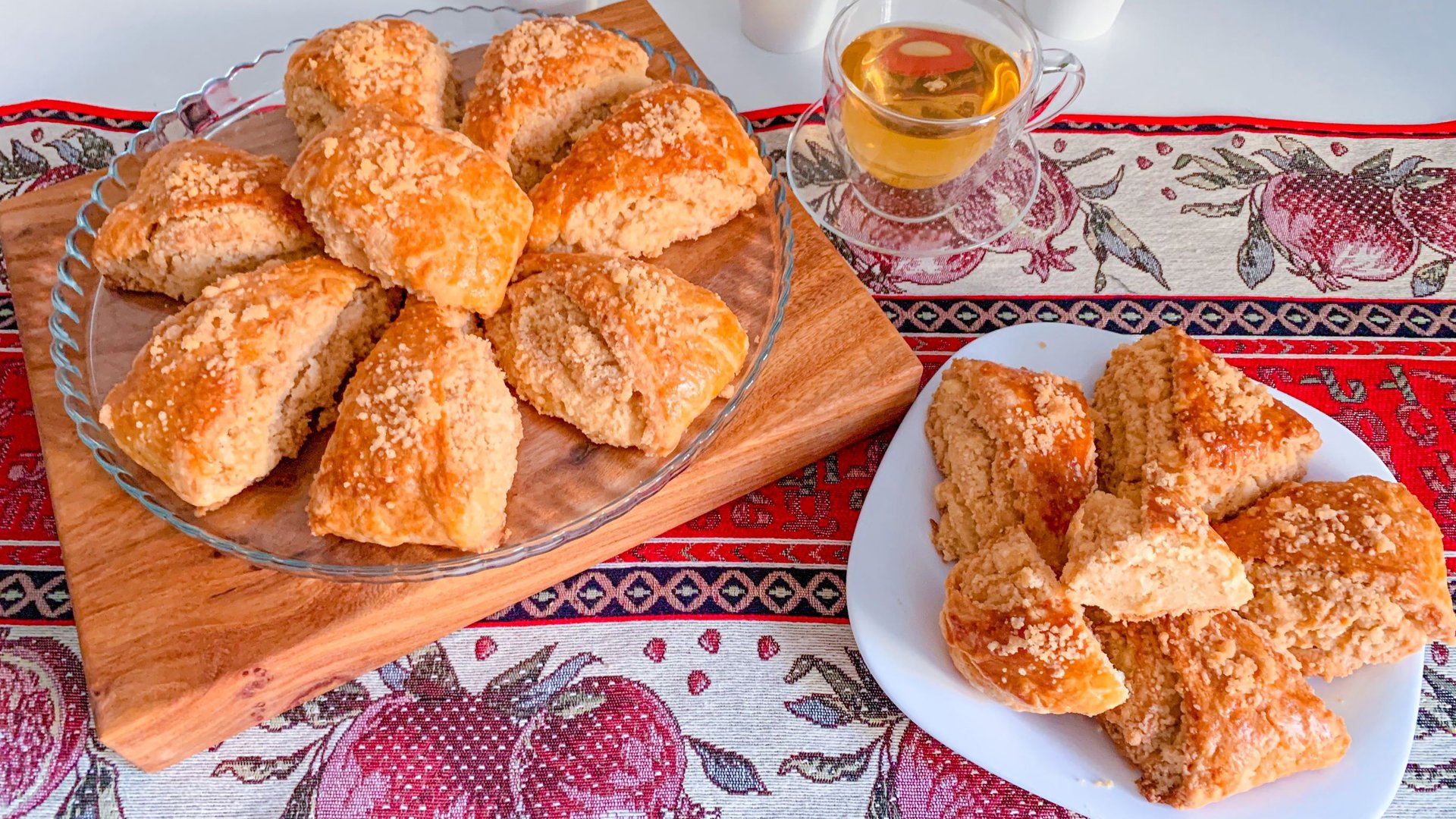 «ГАТА». ОЧЕНЬ ВКУСНАЯ, ПЕСОЧНАЯ ВЫПЕЧКА С РАССЫПЧАТОЙ НАЧИНКОЙ