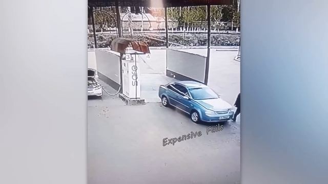 Best Of Dashcams ! TOTAL IDIOTS AT WORK 2023 | AMAZING CRAZY TRUCK & CAR CRASHER 2023 смотреть онлайн