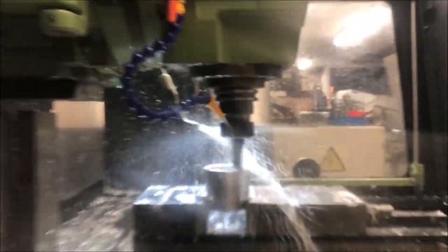 MAHO 600E KTM CNC Achsenmutter смотреть онлайн