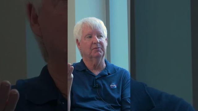 NASA ASTRONAUT FIRST FEELING IN SPACE (PART 1) смотреть онлайн