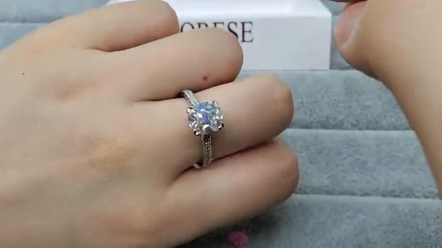 18k White Gold 2 Carat OMC Lab Diamond 4 Prongs Channel Setting Vintage Side-stone Engagement Ring смотреть онлайн