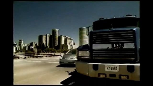 Nissan Note Commercial (2005) (Japan) смотреть онлайн