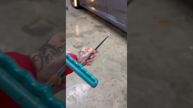 Huge door dent repair with pdr. смотреть онлайн