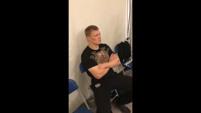 АЛЕКСАНДР ПОВЕТКИН ПОСЛЕ ПОБЕДЫ НОКАУТОМ НАД ДИЛЛИАНОМ УАЙТОМ смотреть онлайн
