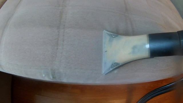 Чистка грязного дивана за три минуты смотреть онлайн