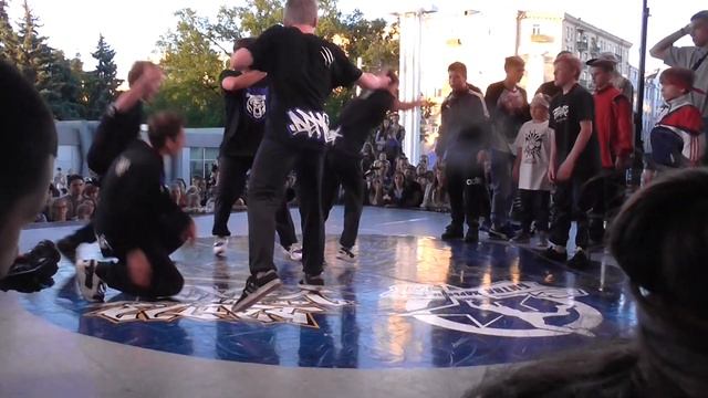 Фестиваль уличных культур (ХАТОБ) / Харьков / 27 мая 2018 (09) смотреть онлайн