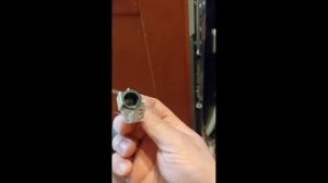 Посудомоечная машина постоянно сливает