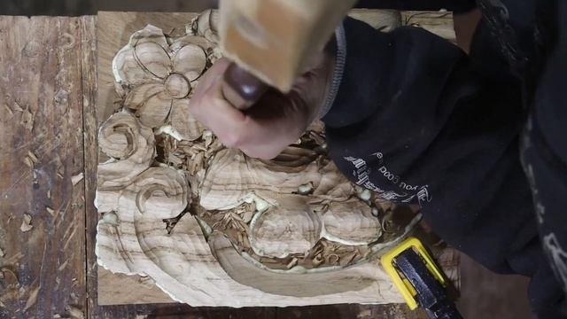 Ornament Wood Carving: How to make a Leaves Wooden Ornament. time lapse. смотреть онлайн