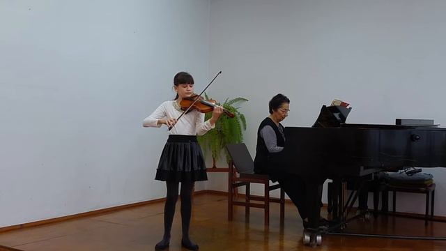 Eva Ter-Sarkisova, 12.y.o.  P.Sarasate 