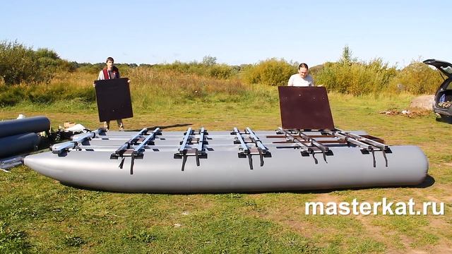 Надувной тримаран плот с палубой 400х200 см под мощный мотор. Мастеркат Т53-50-200 ТРТС. Сборка смотреть онлайн