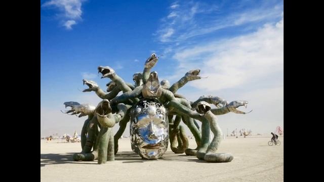 Burning Man — один из самых зрелищных фестивалей мира.