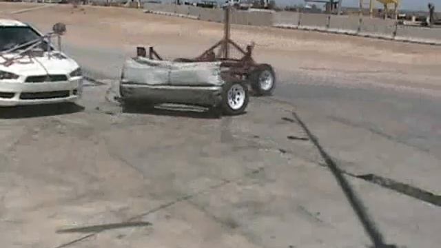 Crash Test of 2008 Mitsubishi Lancer w/sab (second test) смотреть онлайн