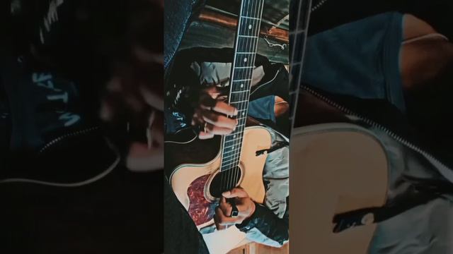 At my worst guitar solo ❤️ смотреть онлайн