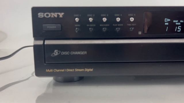 Sony SCD-CE595 5 Disc CD Super Audio SACD Changer Player - Missing AMS Dial смотреть онлайн