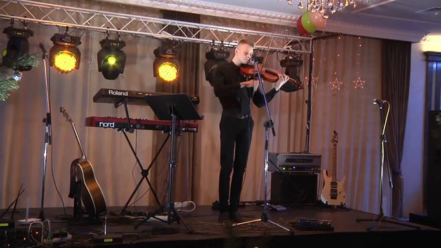 Новий 2017 рік смотреть онлайн