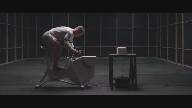 Olympic Cyclist Vs. Toaster: Can He Power It? смотреть онлайн