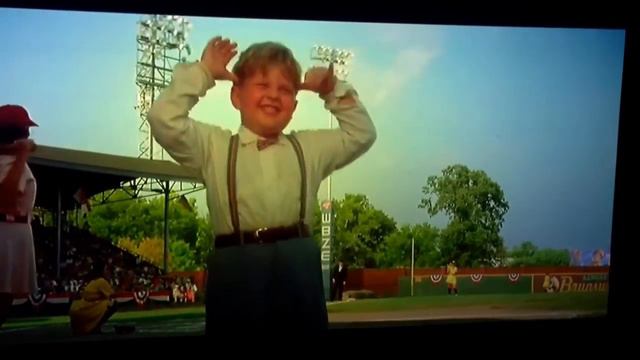 Tom Hanks as Jimmy Dugan - funniest part of the mo смотреть онлайн