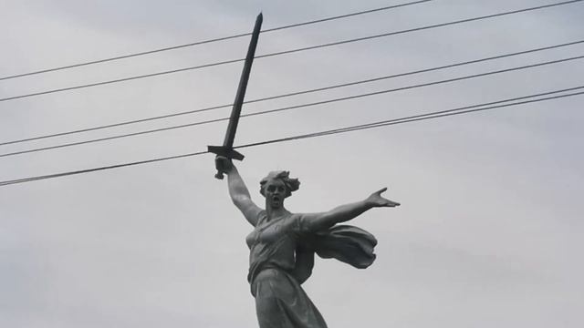 Памятник в Волгограде /// РОДИНА МАТЬ смотреть онлайн