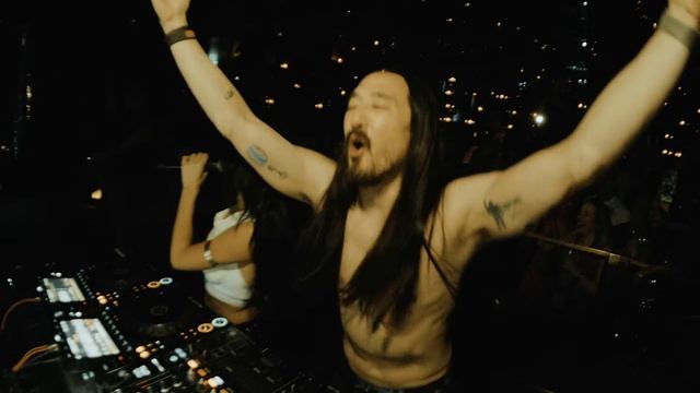 Paranoia - Steve Aoki & Danna Paola [OFFICIAL MUSIC VIDEO] смотреть онлайн