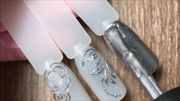 Дизайн ногтей: Металлические вензеля и розы?полезные новинки в NAIL индустрии?olesyages nails